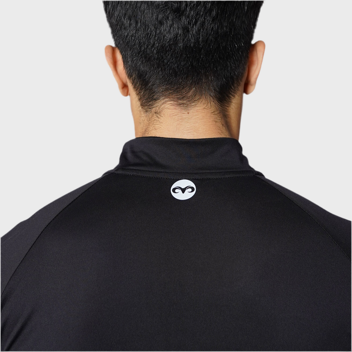 EGNAR CORE QUATER ZIP SHIRT- BLACK