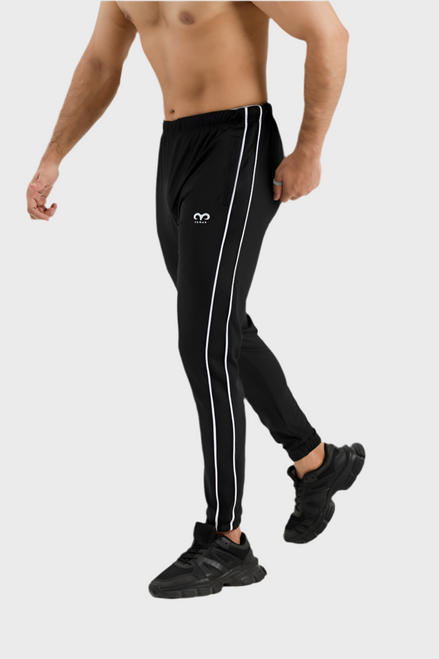 EGNAR OVERSIZED TRACKPANT - BLACK